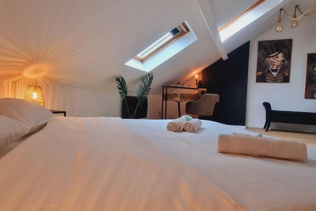 Ferienwohnung L'Atelier - Au Pied Des Quais Dunkirk Exterior foto
